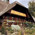 Familienferien In Einem 200 Jahre Alten Berner Apartment Walterswil