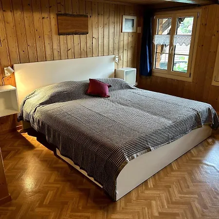 Familienferien In Einem 200 Jahre Alten Berner Apartment